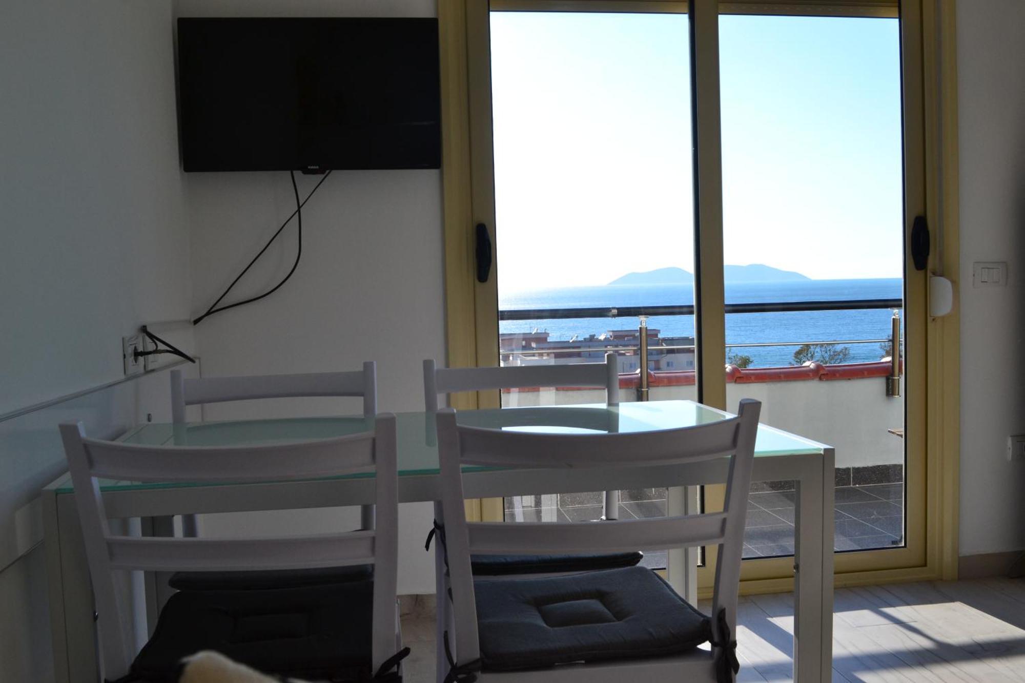 Seaview Penthouse Terrace & Garage Apartment Vlore Exterior photo