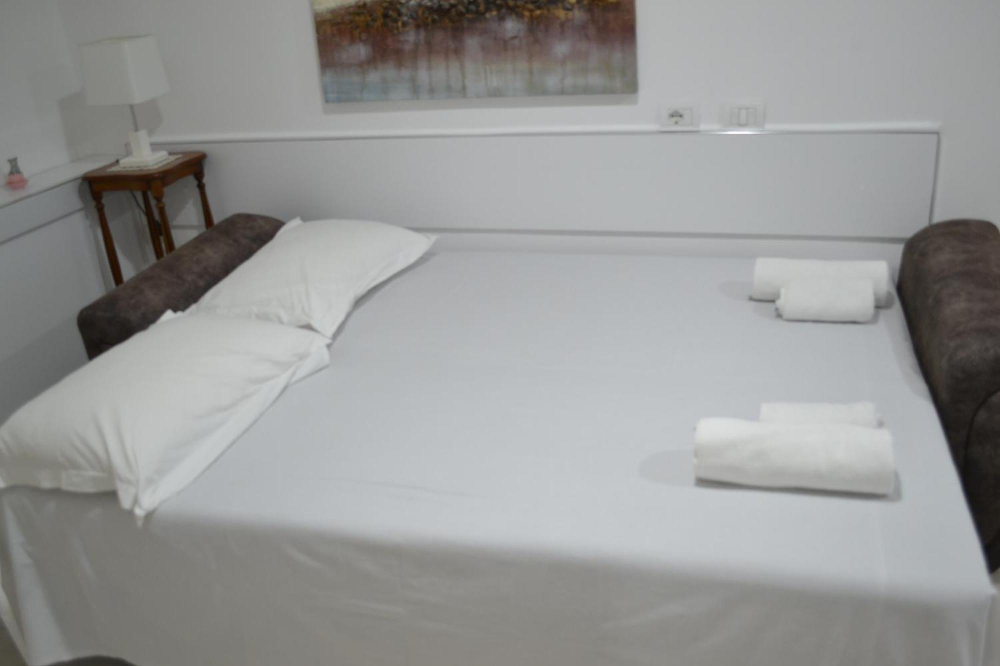Seaview Penthouse Terrace & Garage Apartment Vlore Exterior photo