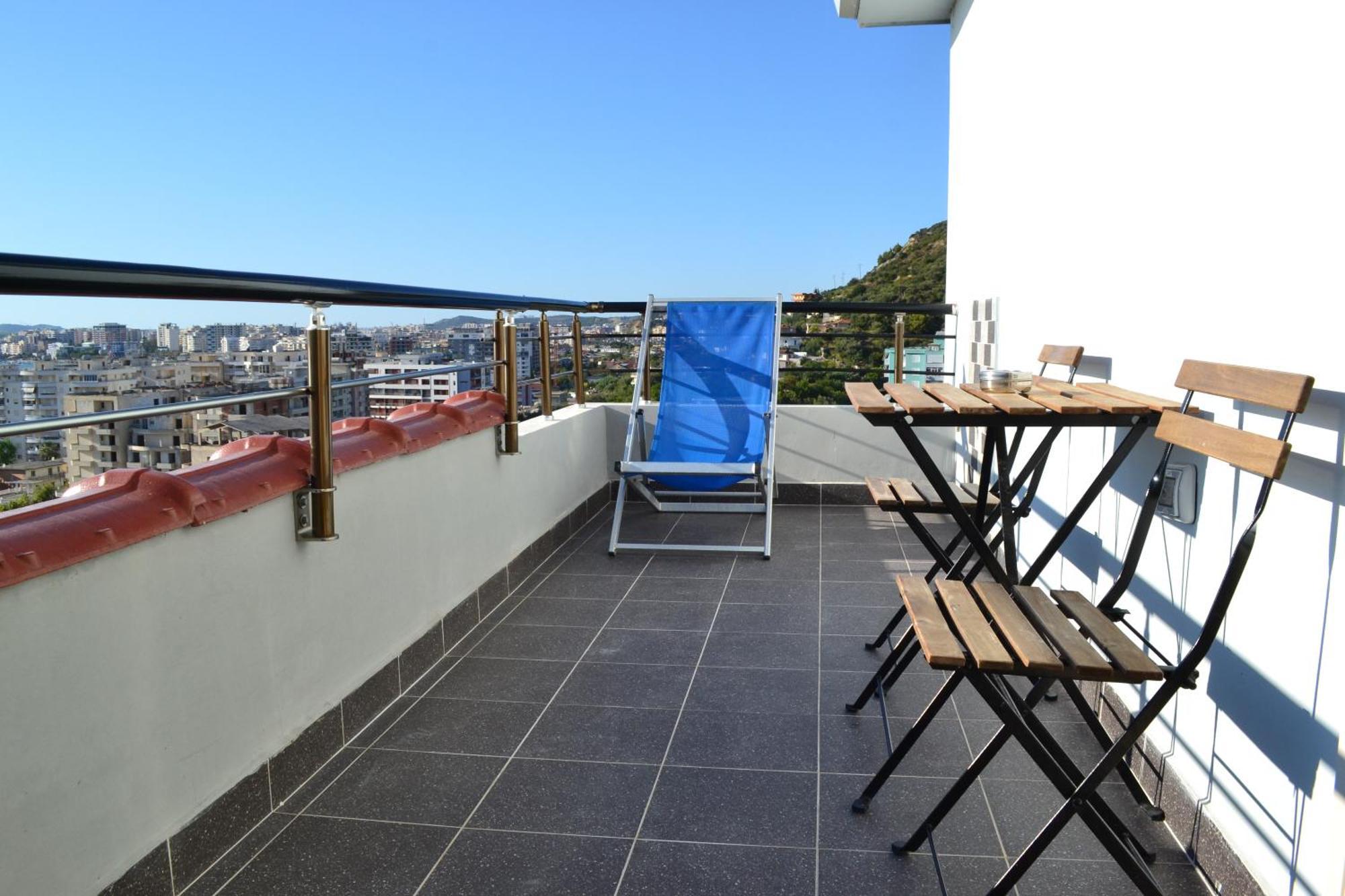 Seaview Penthouse Terrace & Garage Apartment Vlore Exterior photo