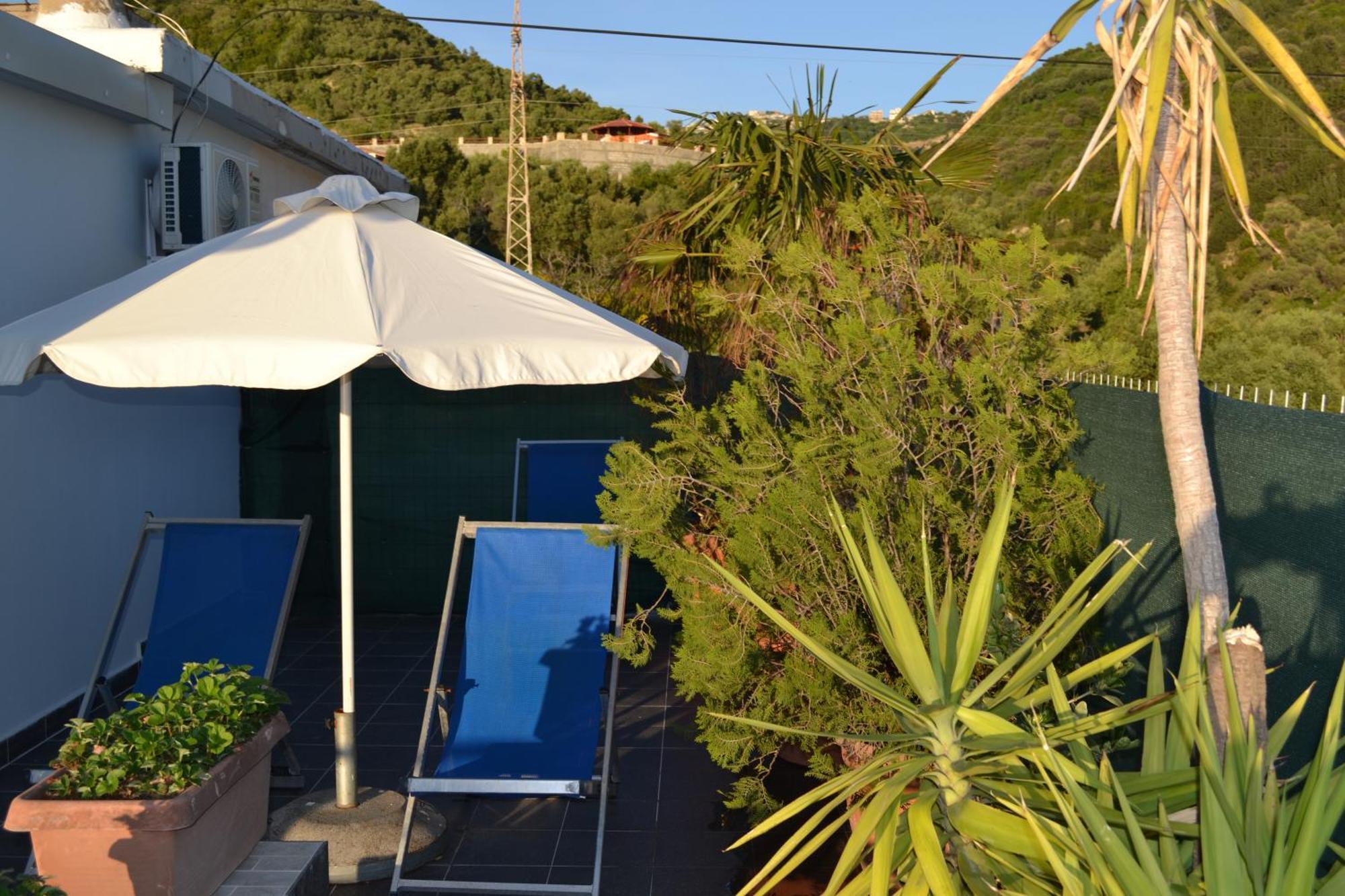 Seaview Penthouse Terrace & Garage Apartment Vlore Exterior photo